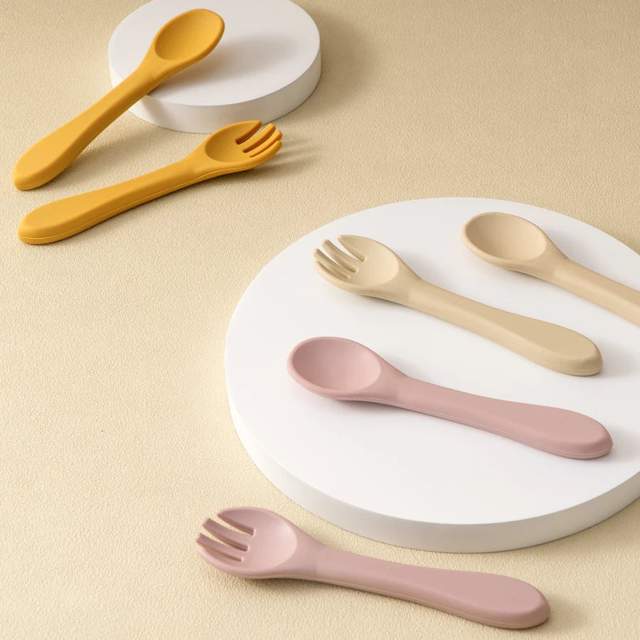 2PCS BPA Free Soft Silicone Spoon Fork Feeding Set Baby Feeding Solid Food Spoon Toddlers Cutlery for Children Tableware